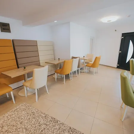 Πανσιόν Endlich Zuhause