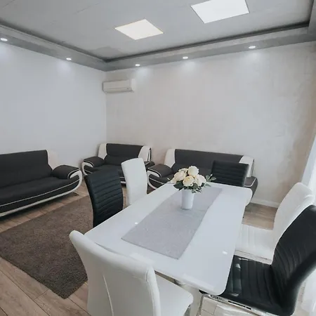 Πανσιόν Endlich Zuhause